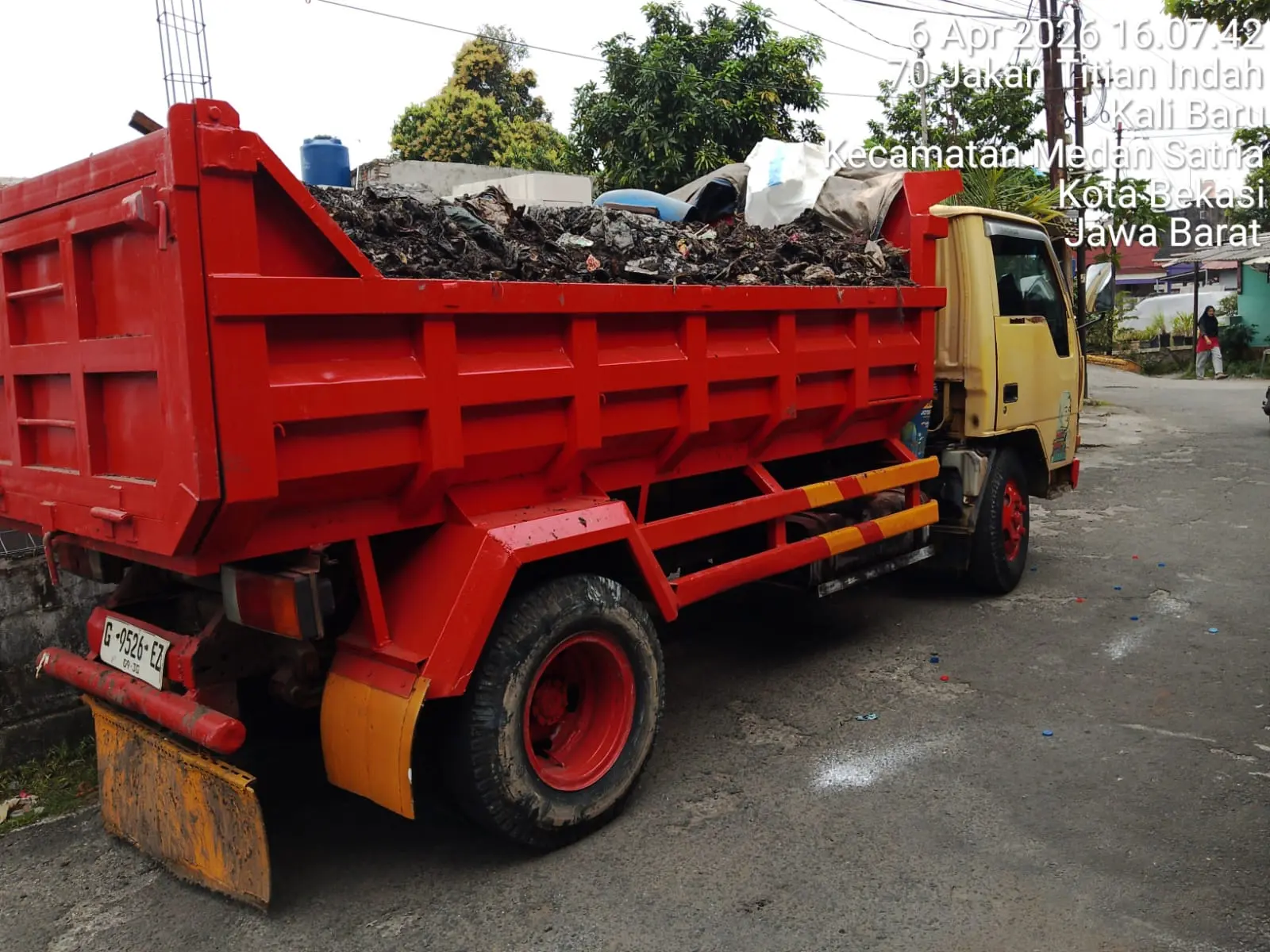 Jasa angkut pembuangan limbah proyek